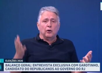 Candidato do RJ, Garotinho gasta tempo de resposta para cobrar Record: “Não vai ter debate?”