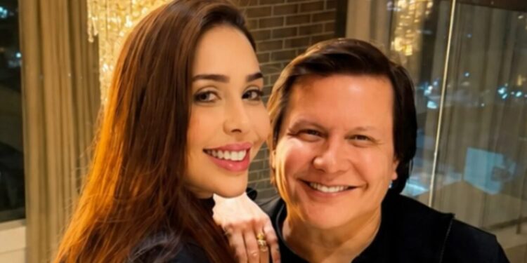 Esposa de Giovani, da dupla com Gian, revela que cantor terminou casamento por telefone e expõe traição: “Eu estava dormindo” Esposa de Giovani, da dupla com Gian, revela que cantor terminou casamento por telefone e expõe traição: “Eu estava dormindo”