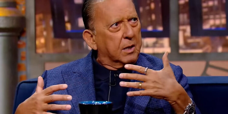 Galvão Bueno relembra dificuldades ao narrar Copa após cirurgia