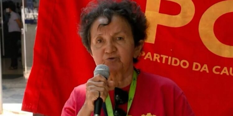 Lourdes Melo, candidata ao governo do PI e conhecida pelo meme “ah, você quer me calar?”, sofre AVC hemorrágico e é internada Lourdes Melo, candidata ao governo do PI e conhecida pelo meme “ah, você quer me calar?”, sofre AVC hemorrágico e é internada