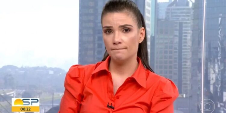 Sabina Simonato se emociona ao vivo no ‘Bom Dia SP’ por acidente fatal de família conhecida Sabina Simonato se emociona ao vivo no 'Bom Dia SP' por acidente fatal de família conhecida (Reprodução/TV Globo)