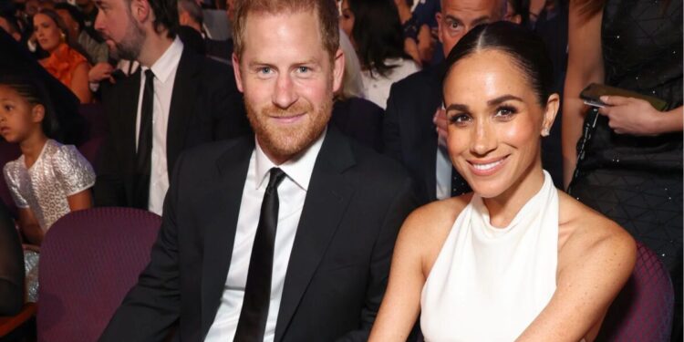 Vizinhos detalham como foi a saída de príncipe Harry e Meghan Markle dos EUA e reação chocante à presente Príncipe Harry e Meghan Markle. (Foto: Getty)