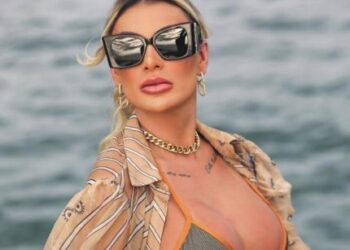 Andressa Urach explica por que abandonou ideia de aumentar ainda mais os seios
