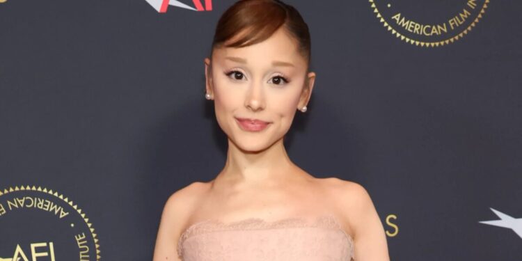 Billboard revela faturamento impressionante de Ariana Grande com a “Eternal Sunshine Tour” Billboard revela faturamento impressionante de Ariana Grande com a “Eternal Sunshine Tour”