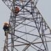 Criança de 5 anos sobe em torre de energia e mobiliza bombeiros em RO