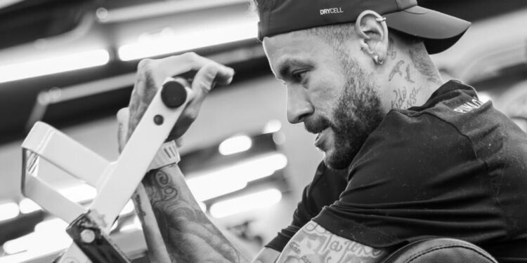 Em recuperação, Neymar diz que tem cuidado “dobrado” com o “mental”