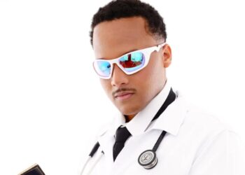 Estudante de medicina de PE denuncia racismo após publicar ensaio de formatura: “Matando com carimbo do CRM” Estudante de medicina de PE denuncia racismo após publicar ensaio de formatura: “Matando com carimbo do CRM”