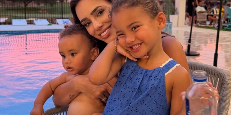 Fotos: Biancardi mostra Mavie e Mel na festa de Bento, filho de Thiaguinho