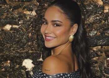 Giullia Buscaccio fala da cobrança dos fãs para a volta de Os Donos do Jogo