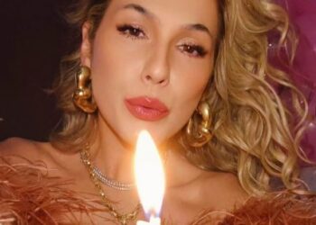 “Não passo vontade”, diz Lívia Andrade sobre modo de curtir a vida após sustos em voos