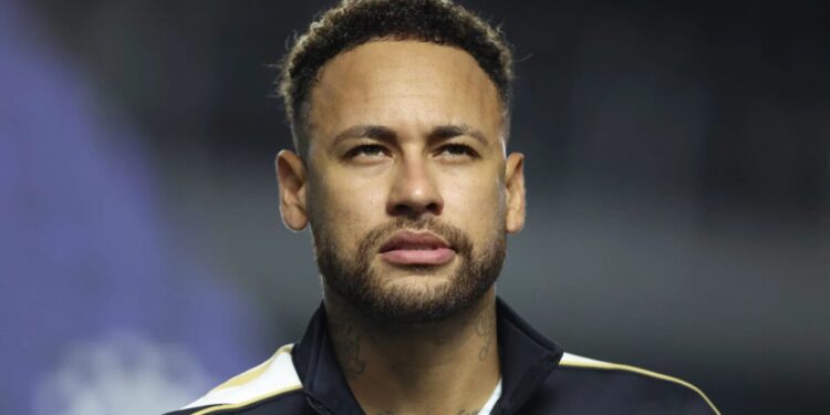 Neymar aparece com novo visual e web reage: “Rejuvenesceu 20 anos”; veja as fotos (Foto: Getty)