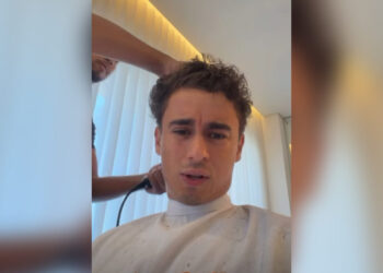 Nikolas Ferreira é processado em R$ 200 mil por discriminação em vídeo
