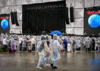 Rock in Rio: quando chuva, filas e banheiros unissex complicam o básico