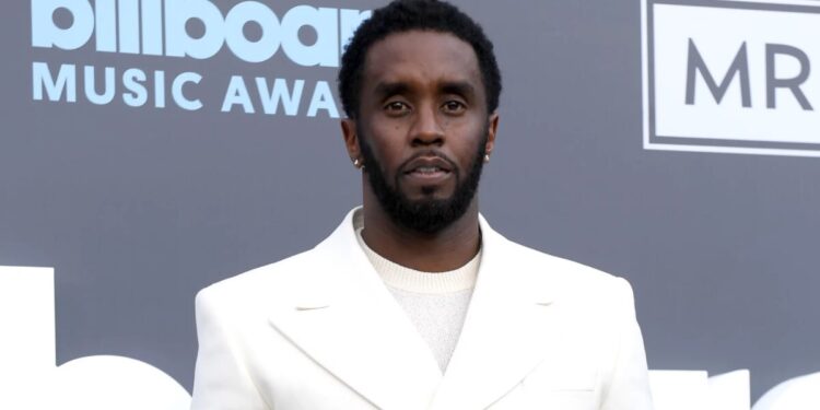 Sean “Diddy” Combs: Advogados pedem à Justiça para abandonar defesa do rapper em processo de difamação e expõem motivo; cantor rebate versão Sean "Diddy" Combs (Foto: Getty)