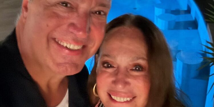 Susana Vieira celebra 61 anos do filho e semelhança chama a atenção; foto