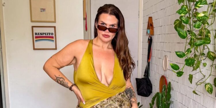 Thais Carla revela como conheceu novo namorado após fim do casamento de 11 anos: “Simplesmente aconteceu” Thais Carla revela como conheceu novo namorado após fim do casamento de 11 anos: “Simplesmente aconteceu”