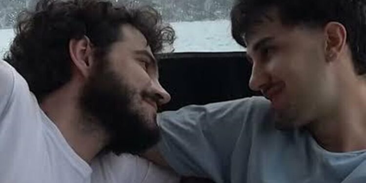 "Vê em mim o que eu não vejo", baba Jão ao falar do namorado, Pedro Tófani