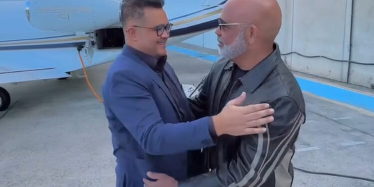 Vídeo mostra Rick e Bruno Avelar antes de embarcarem em helicóptero